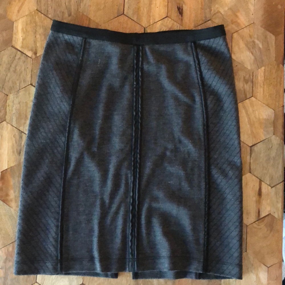 Stretchy grey pencil skirt size M